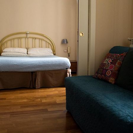 Le Stanze Di Dolly Panzió Nápoly Kültér fotó